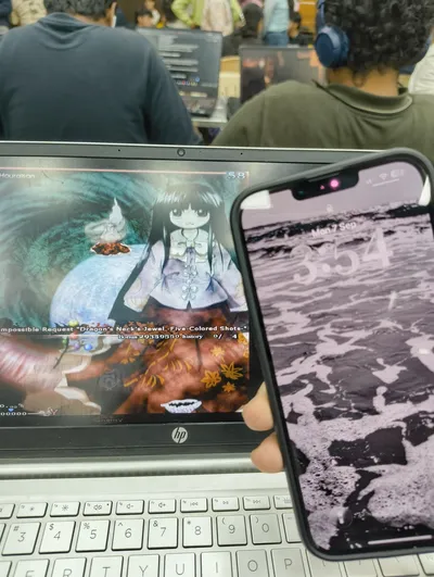 Fighting Kaguya at 3 am in Touhou 8